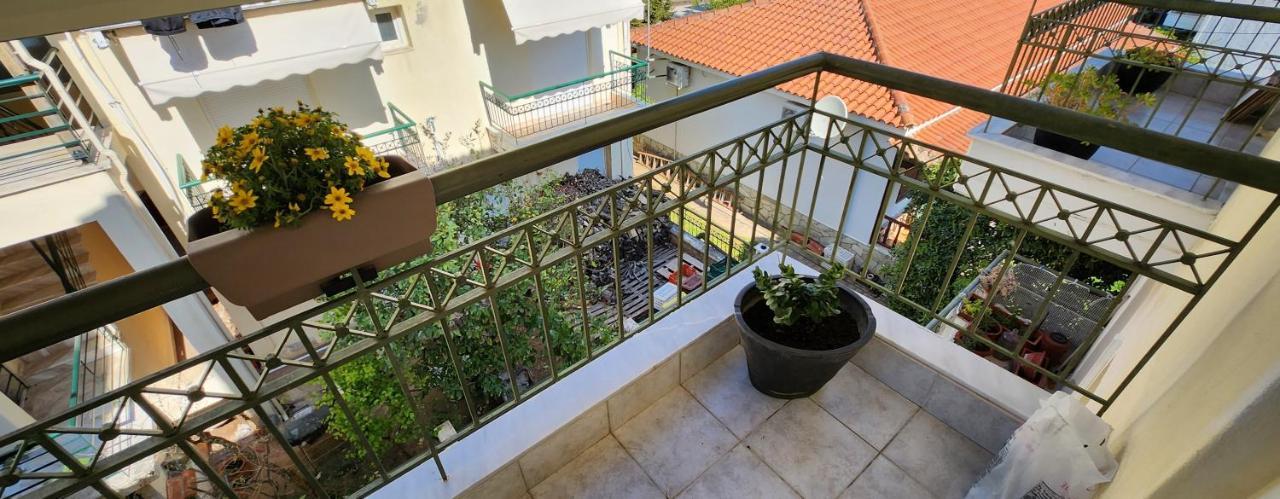 George'S Modern Apartment Nea Plagia Exterior photo